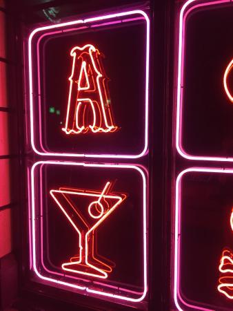 Aces'n'spades Bar